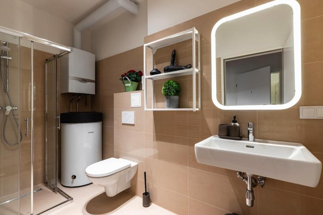 Authentic Apartment Next To Schwedenplatz Wien Ngoại thất bức ảnh